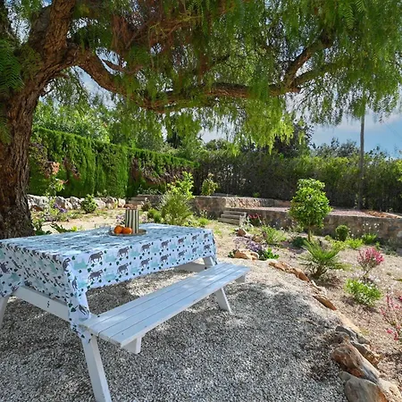 La Fuente Villa
